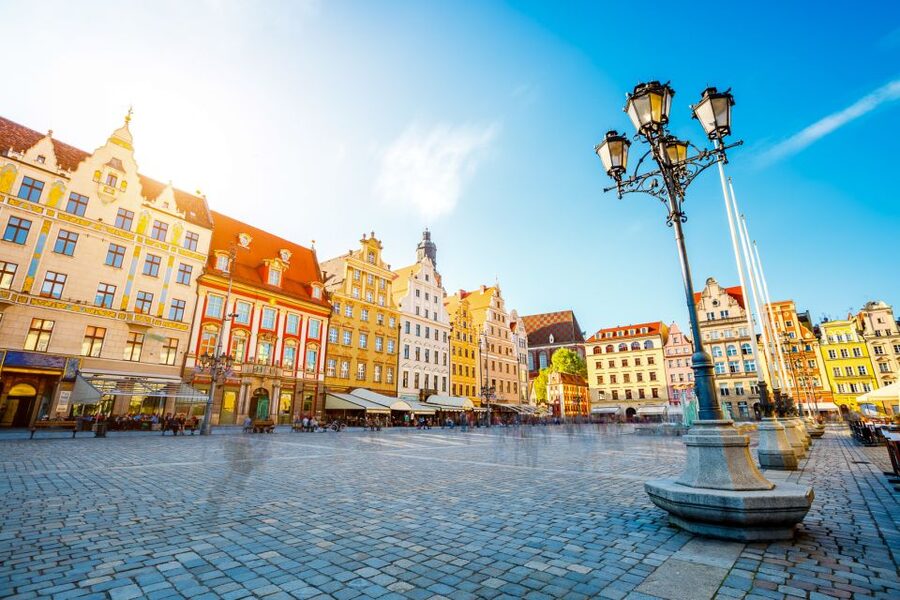 Wroclaw: Private Old Town Guided Walking Tour (2 hours) - Meeting Under Piwnica Świdnicka, Right at the Old Town’s Center