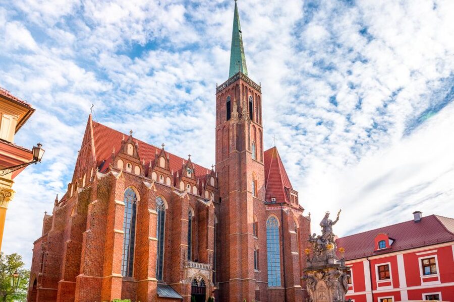 Wroclaw: Private Old Town Guided Walking Tour (2 hours) - Price and Value for a Private Group Up to 9