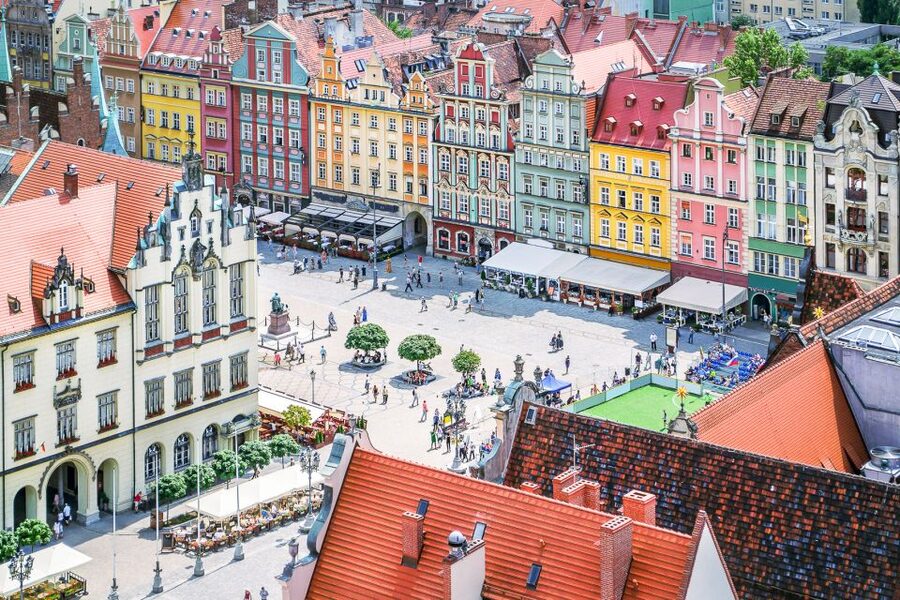 Wroclaw: Private Old Town Guided Walking Tour (2 hours) - Wrocław Town Hall and the Market Square Stops That Actually Teach You Something