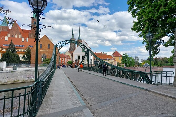 Wrocław’s Old Town: A Self-Guided History Tour - The Pillory and medieval justice: history you can see