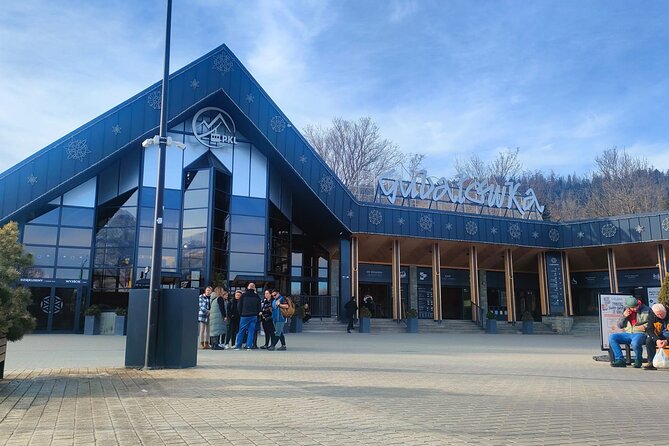 Zakopane and Thermal Pools Tour with Hotel Pickup - Bacówka u Jacka: Cheese and Regional Vodka Without the Guesswork