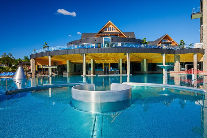 Zakopane and Thermal Pools Tour with Hotel Pickup - Zakopane and Krupówki: 2 Hours to Walk, Snack, and Look Up
