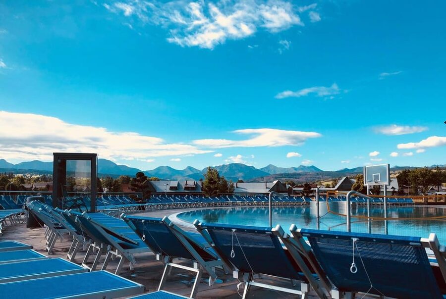 Zakopane: Chocholow Thermal Pools Entry with Hotel Transfer - Booking decision: should you reserve the Chochołów Thermal Pools with hotel transfer?
