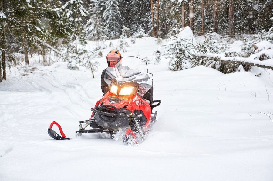 Zakopane: Snowmobiles Expedition and Optional Bonfire - Snowmobile basics, licensing, and who can drive