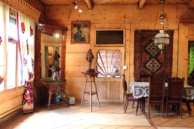 Zakopane, Tatra Mountains w/ Gubalowka Funicular tour from Krakow - Witów highlander hut: the smoked cheese moment